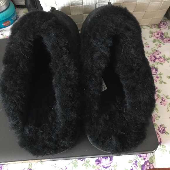 Bear Paw Black Slippers Size 9 Woman’s - Picture 8 of 10